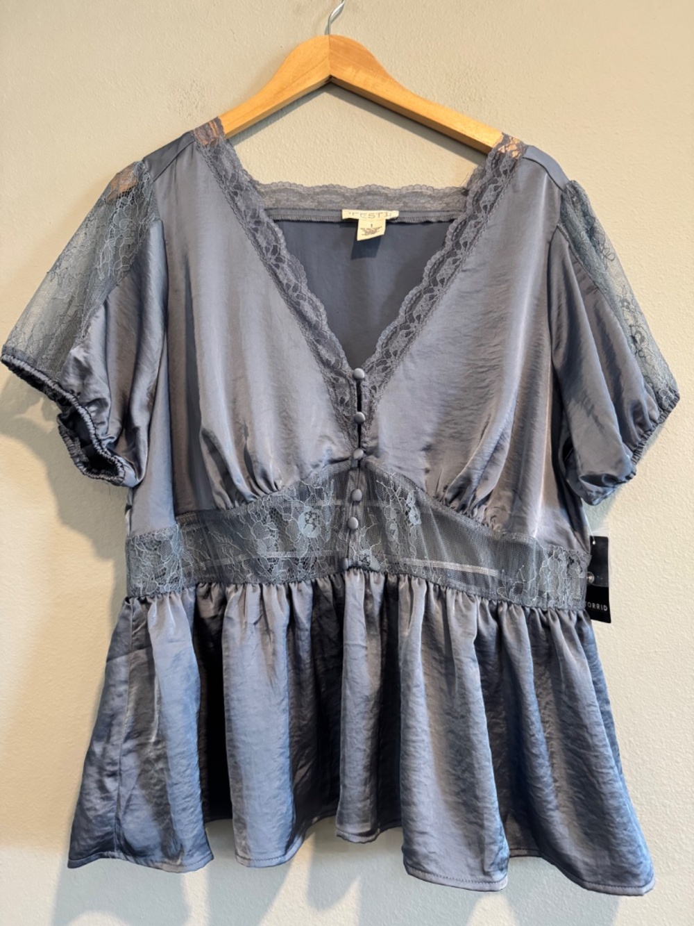 Torrid Babydoll Lace-Trim Peplum Blouse Short Sleeve Festival Feminine Boho 1X - Picture 2 of 8